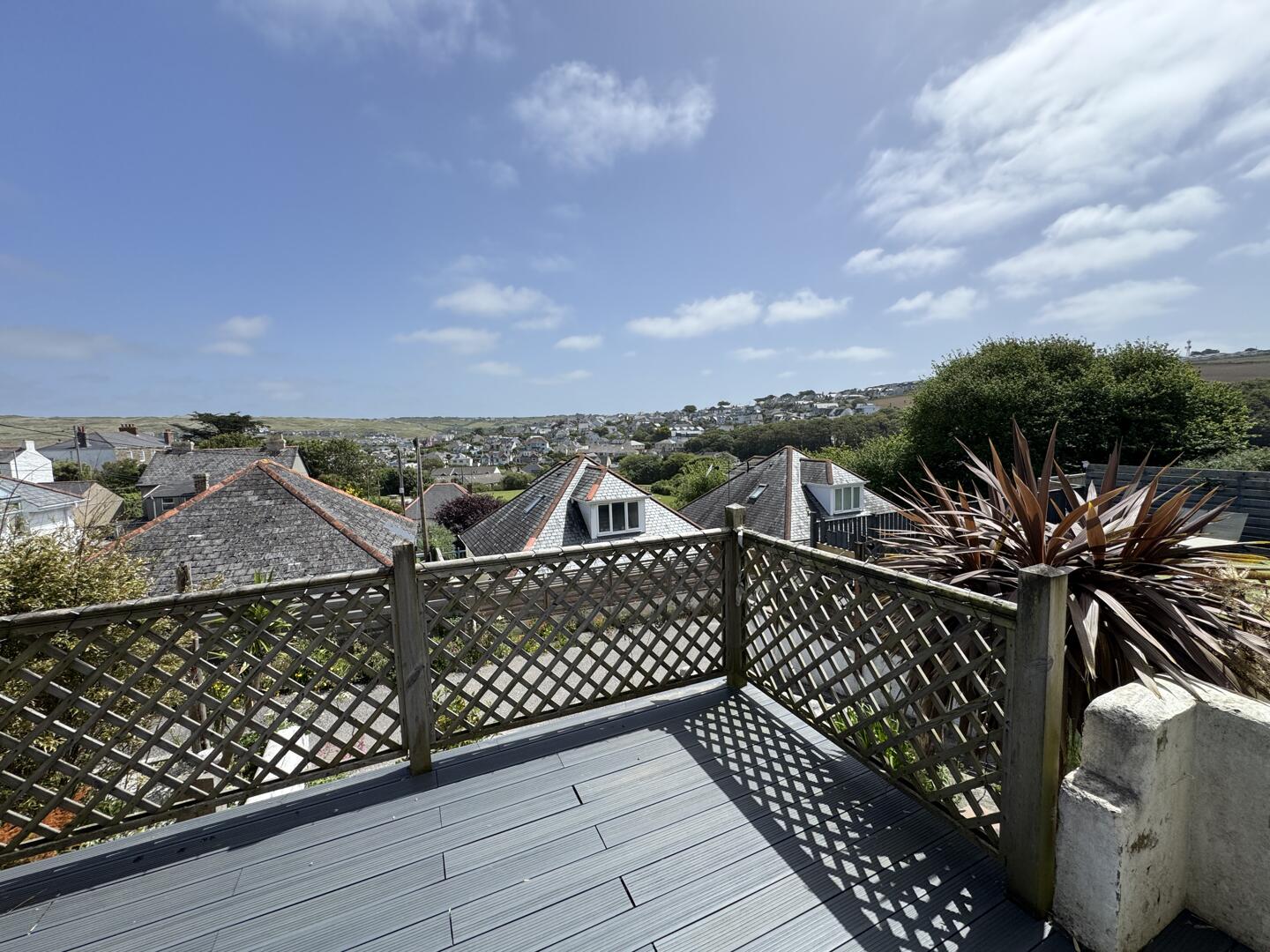 Upper Hillcrest, Perranporth